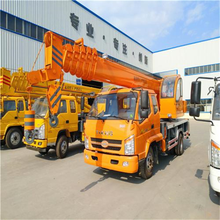 宜丰吊门窗的小型吊车怎么收费